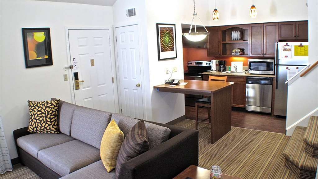 Albany Airport Inn And Suites Latham Zimmer foto